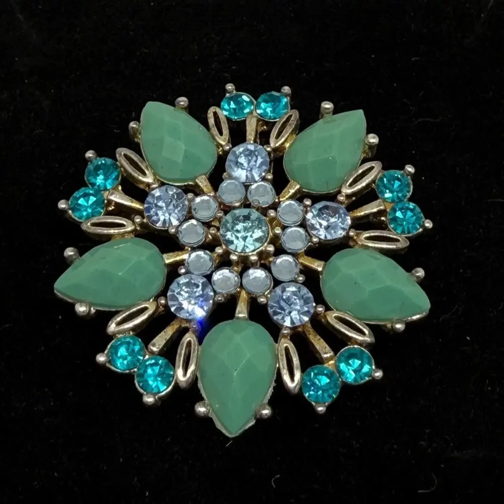 VINTAGE Brooch Pendant Aqua Rhinestone Seafoam Starburst Floral Gold Tone Pin